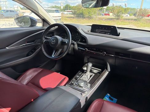 Used 2025 MAZDA CX-30 AWD 2.5 S w/ Preferred Package image 11
