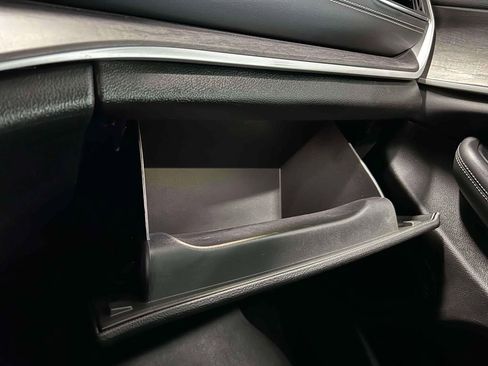 Used 2023 Jeep Grand Cherokee L Limited image 35