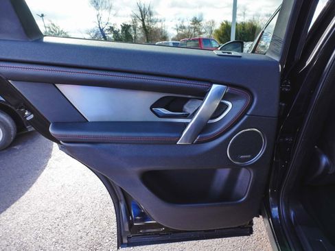 Used 2023 Land Rover Discovery Sport SE R-Dynamic image 13