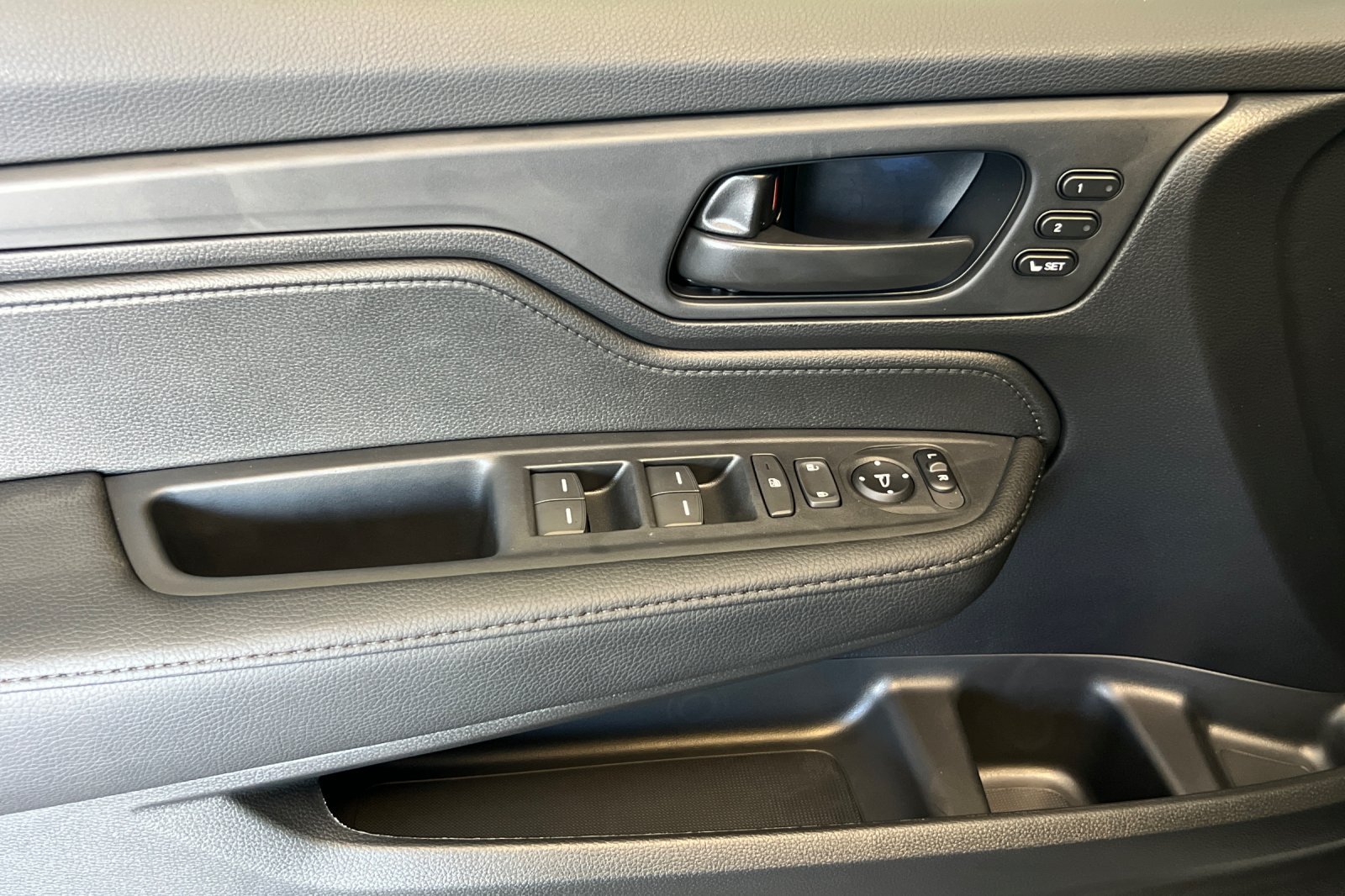 New 2026 Honda Odyssey EX-L image 8