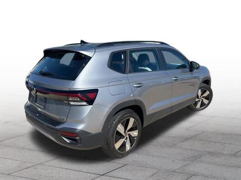 Used 2025 Volkswagen Taos S AWD/4WD image 6