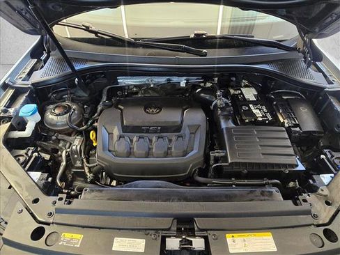 Used 2024 Volkswagen Tiguan SE image 20