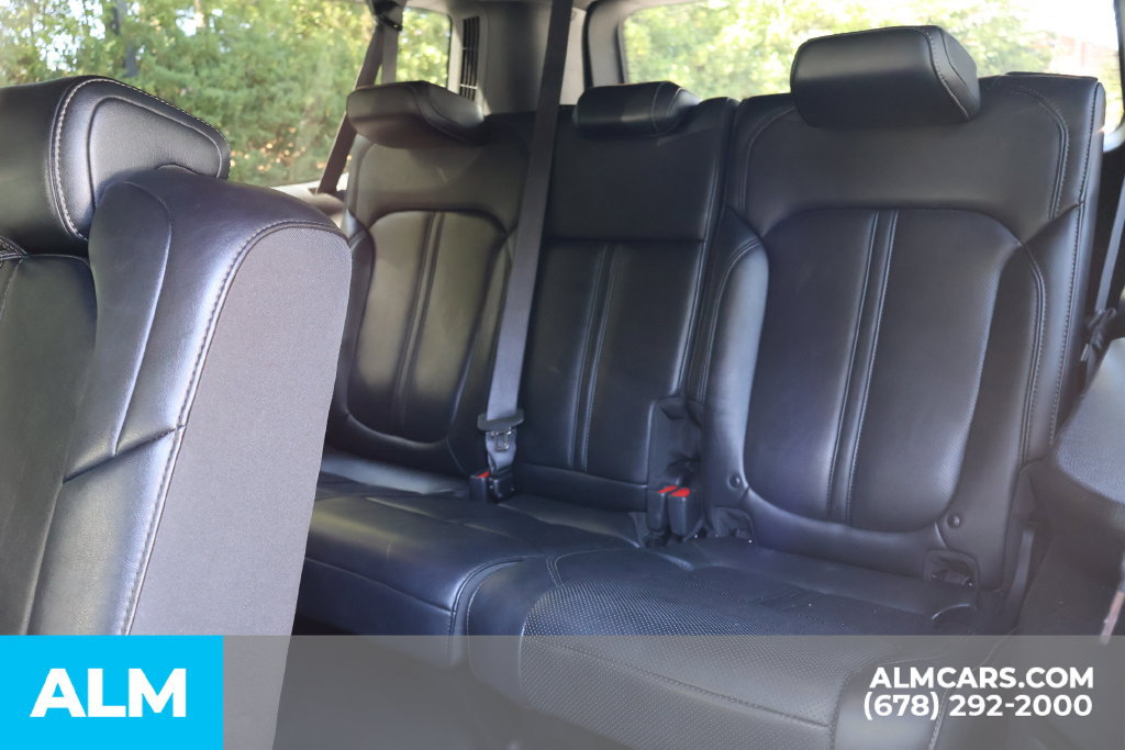 Used 2024 Jeep Wagoneer L Series II w/ Flexible Seating Group RWD image 21