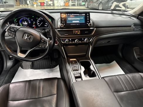 Used 2021 Honda Accord Touring image 32
