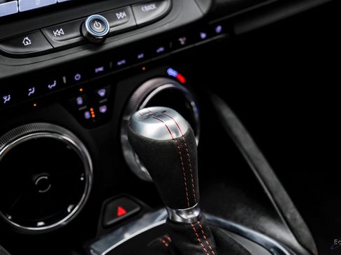 Used 2018 Chevrolet Camaro ZL1 image 55