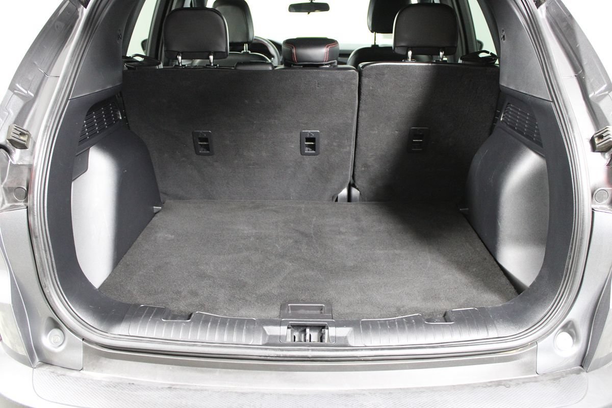Used 2025 Ford Escape ST-Line FWD image 28