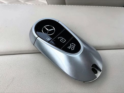 Used 2023 Mercedes-Benz S 580 4MATIC Sedan image 14