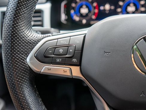 Used 2022 Volkswagen Atlas Cross Sport SEL Premium R-Line image 22