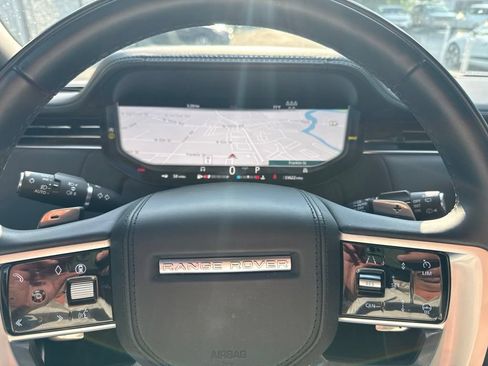 Used 2024 Land Rover Range Rover Long Wheelbase Autobiography AWD/4WD image 12
