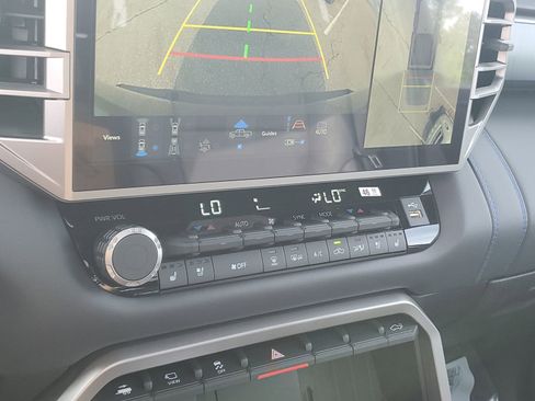 New 2026 Toyota Tundra Platinum AWD/4WD image 29