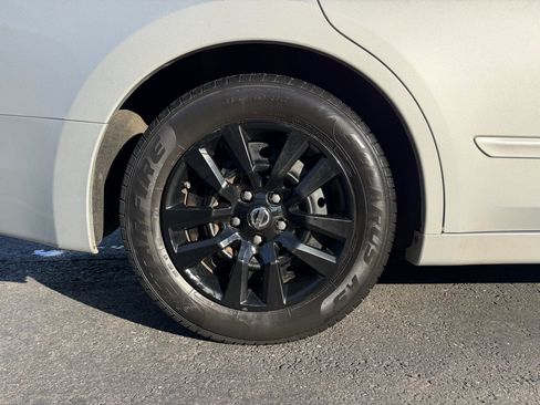 Used 2012 Nissan Altima 2.5 image 26