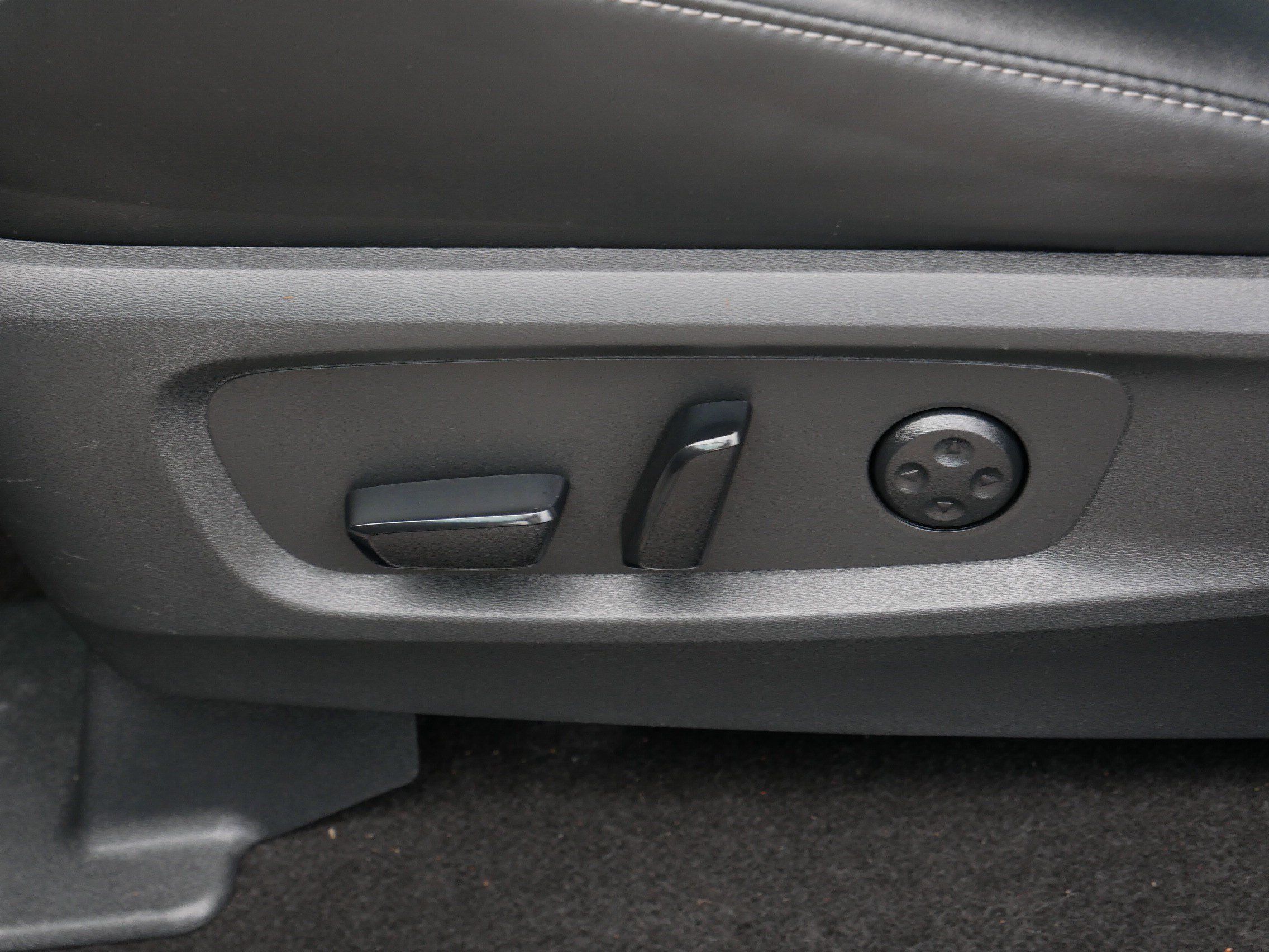 Used 2024 INFINITI QX60 Luxe AWD/4WD image 19