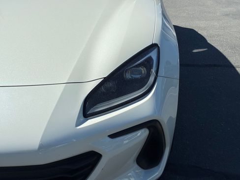 Used 2022 Subaru BRZ Limited RWD image 12