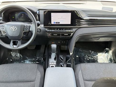 Certified 2025 Toyota Camry LE image 37