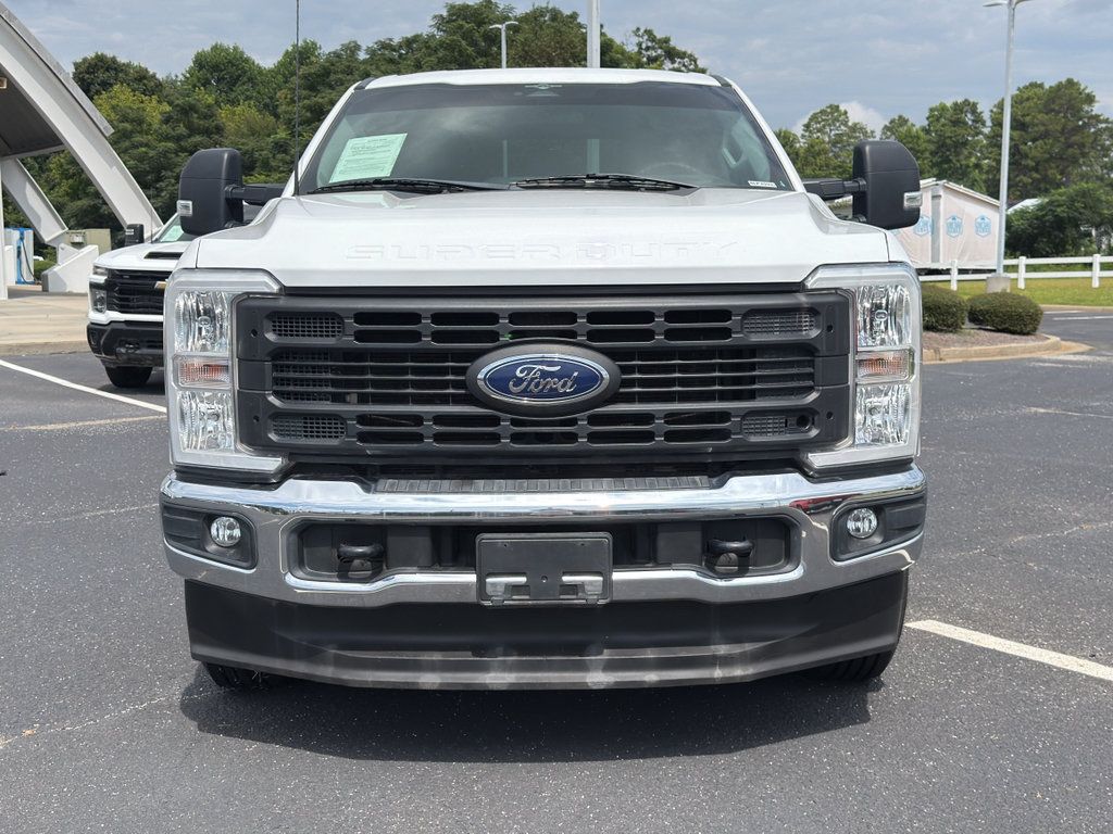 Used 2023 Ford F250 XL w/ FX4 Off-Road Package AWD/4WD image 3