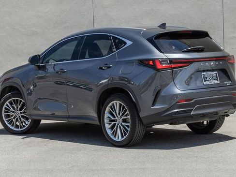 Used 2024 Lexus NX 350h AWD w/ Vision Package image 3