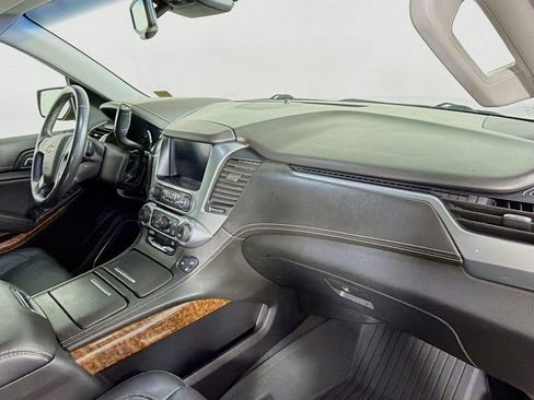 Used 2019 Chevrolet Tahoe Premier AWD/4WD image 28