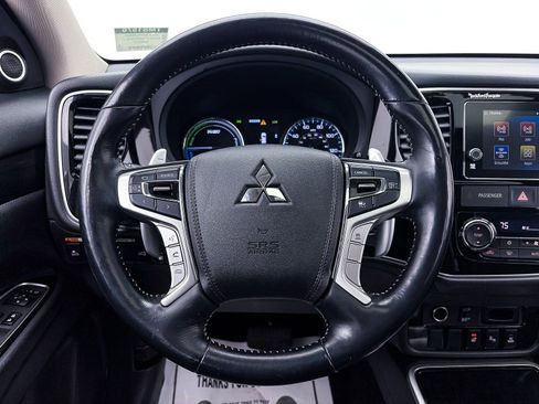 Used 2018 Mitsubishi Outlander GT image 24