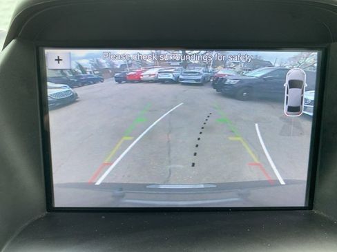 Used 2017 Ford Escape SE w/ Equipment Group 201A AWD/4WD image 18