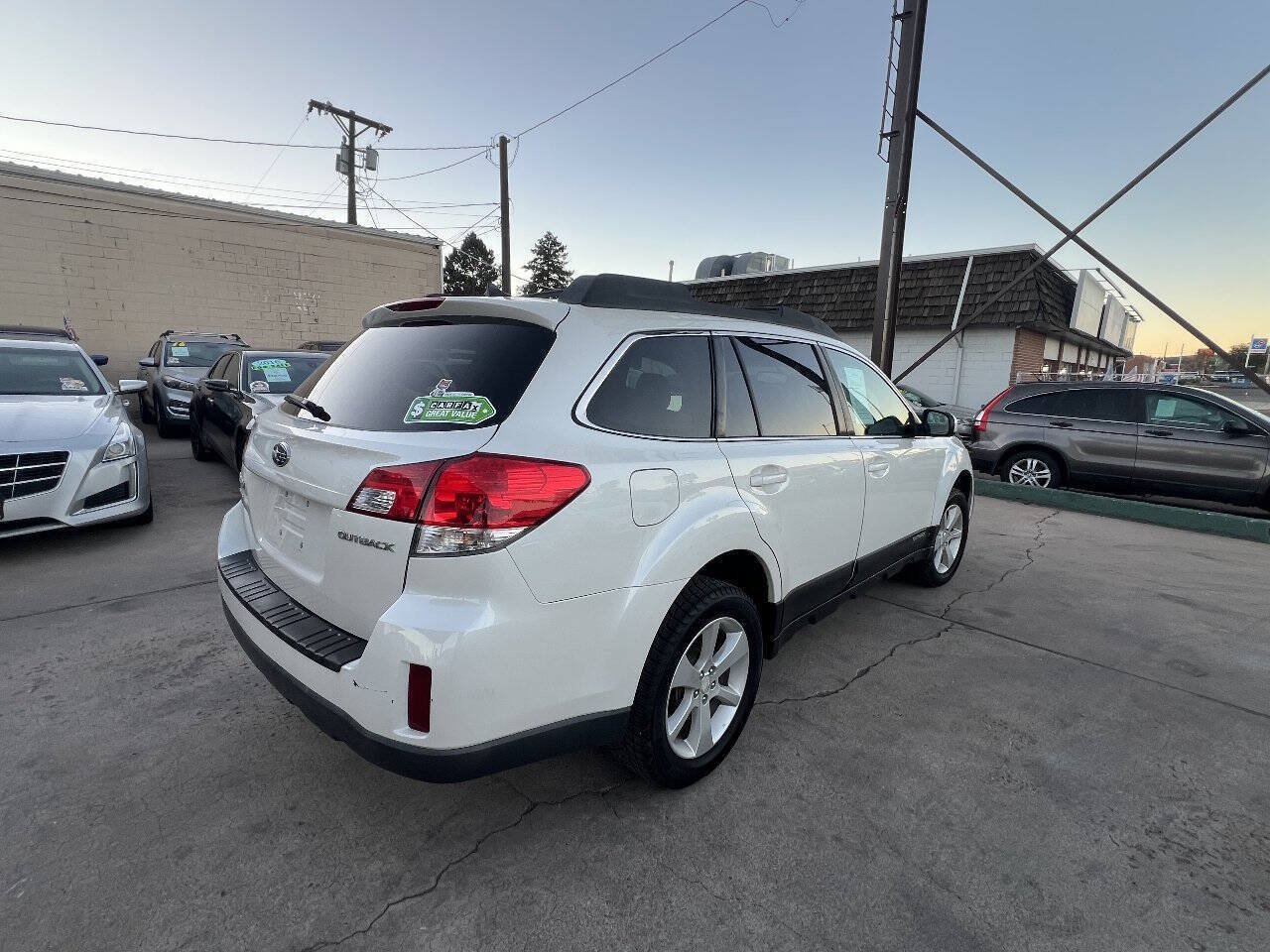 Used 2014 Subaru Outback 2.5i Premium AWD/4WD image 5