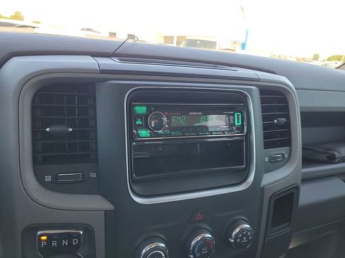 Used 2020 RAM 1500 Tradesman w/ Chrome Plus Package RWD image 15