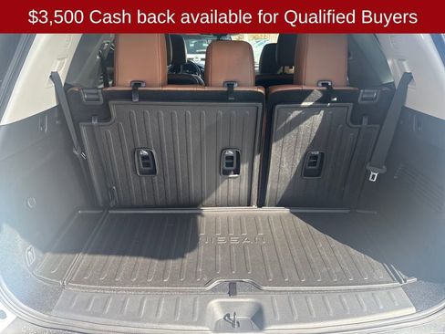 New 2026 Nissan Pathfinder Platinum image 24