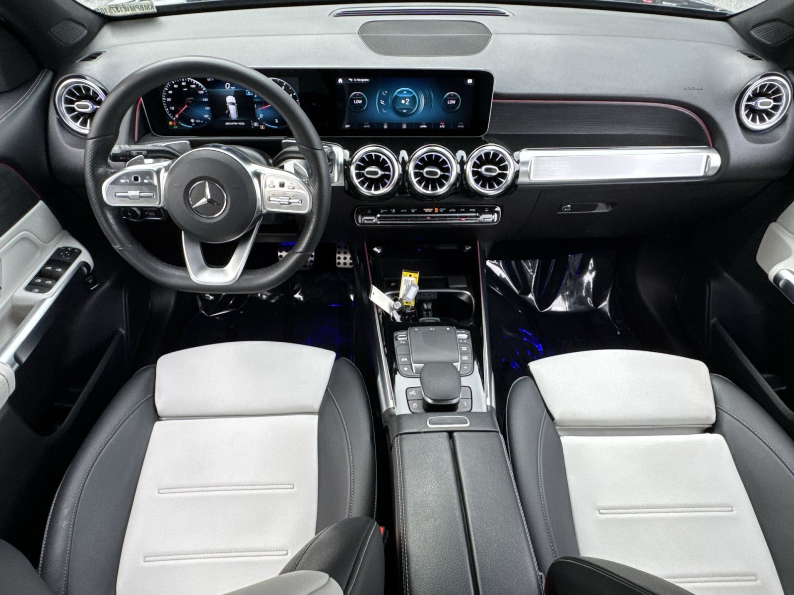 Used 2021 Mercedes-Benz GLB 35 AMG 4MATIC w/ Multimedia Package image 28