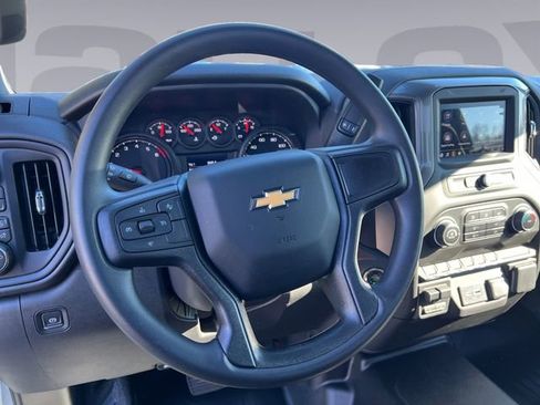 Used 2026 Chevrolet Silverado 1500 W/T w/ WT Safety Package AWD/4WD image 13