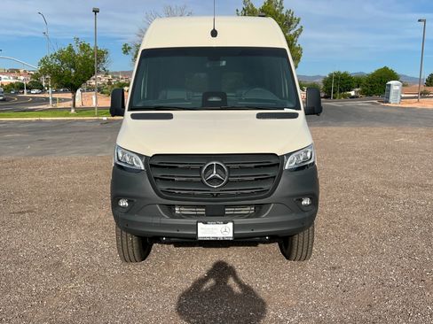 New 2026 Mercedes-Benz Sprinter 2500 image 8