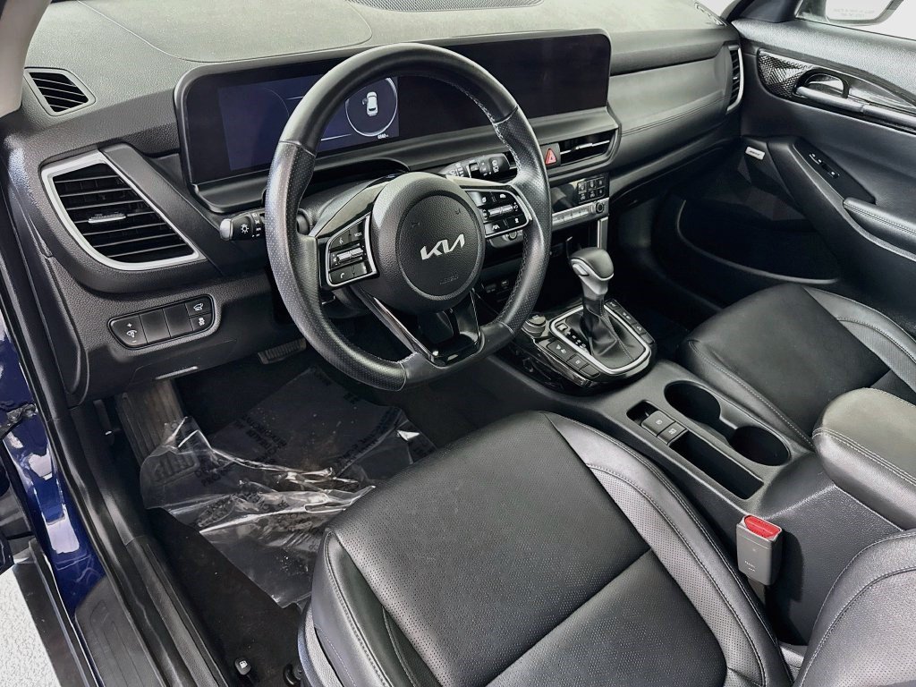 Used 2024 Kia Seltos SX w/ SX Sunroof Package AWD/4WD image 22