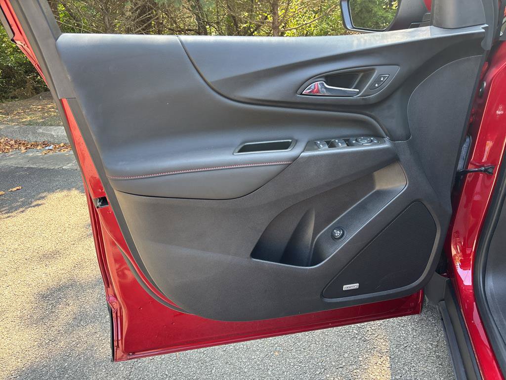 Used 2024 Chevrolet Equinox RS w/ RS Leather Package FWD image 23