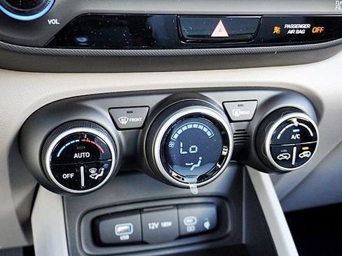 New 2026 Hyundai Venue SEL image 31