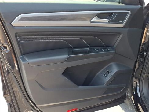 Used 2021 Volkswagen Atlas SEL Premium AWD/4WD image 18
