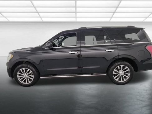 Used 2018 Ford Expedition Limited w/ Equipment Group 301A AWD/4WD image 5