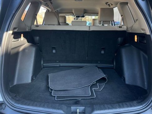 Used 2020 Honda CR-V LX image 24