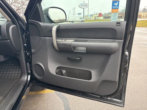 Used 2008 GMC Sierra 1500 SLE w/ Z71 Off-Road Package image 22