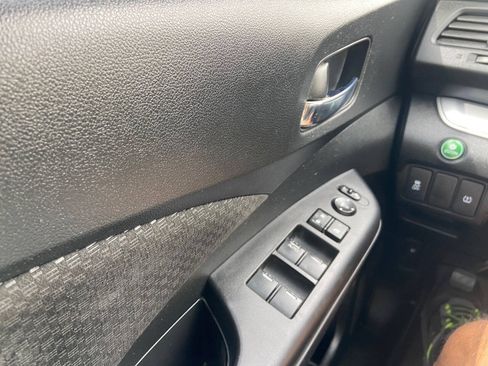 Used 2015 Honda CR-V EX image 17