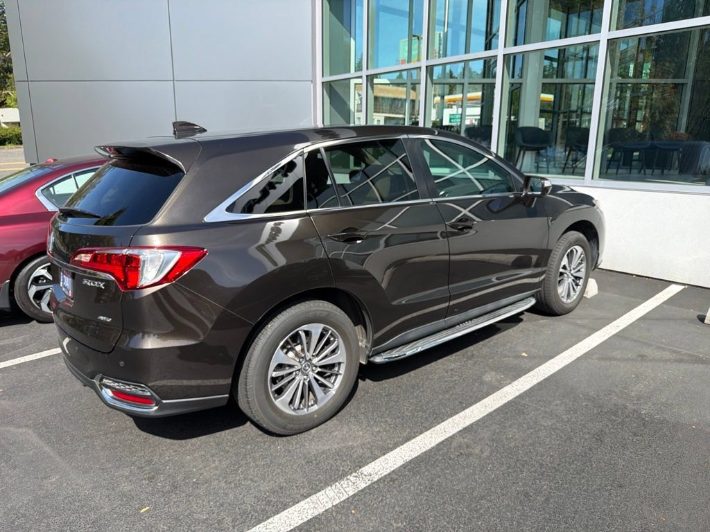 Used 2016 Acura RDX w/ Advance Package AWD/4WD image 5