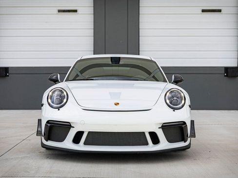 Used 2018 Porsche 911 GT3 image 3