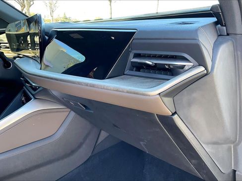 Certified 2025 Audi Q5 Premium w/ Convenience Package image 16