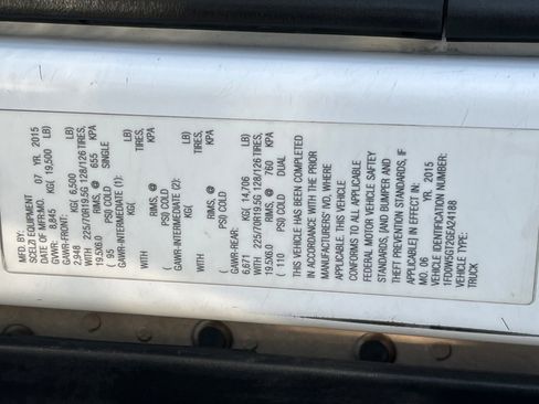 Used 2016 Ford F550 2WD Crew Cab Super Duty image 30