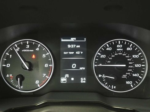 Used 2025 Subaru Legacy Premium w/ Popular Package #1 AWD/4WD image 4
