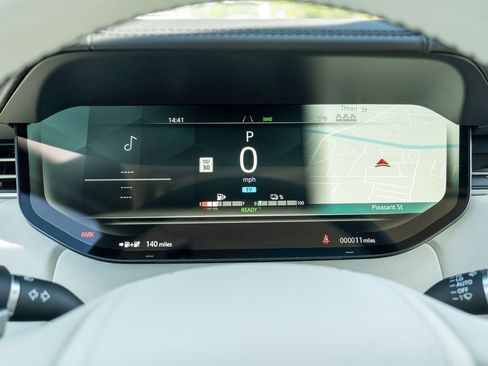 New 2025 Land Rover Range Rover Autobiography image 13