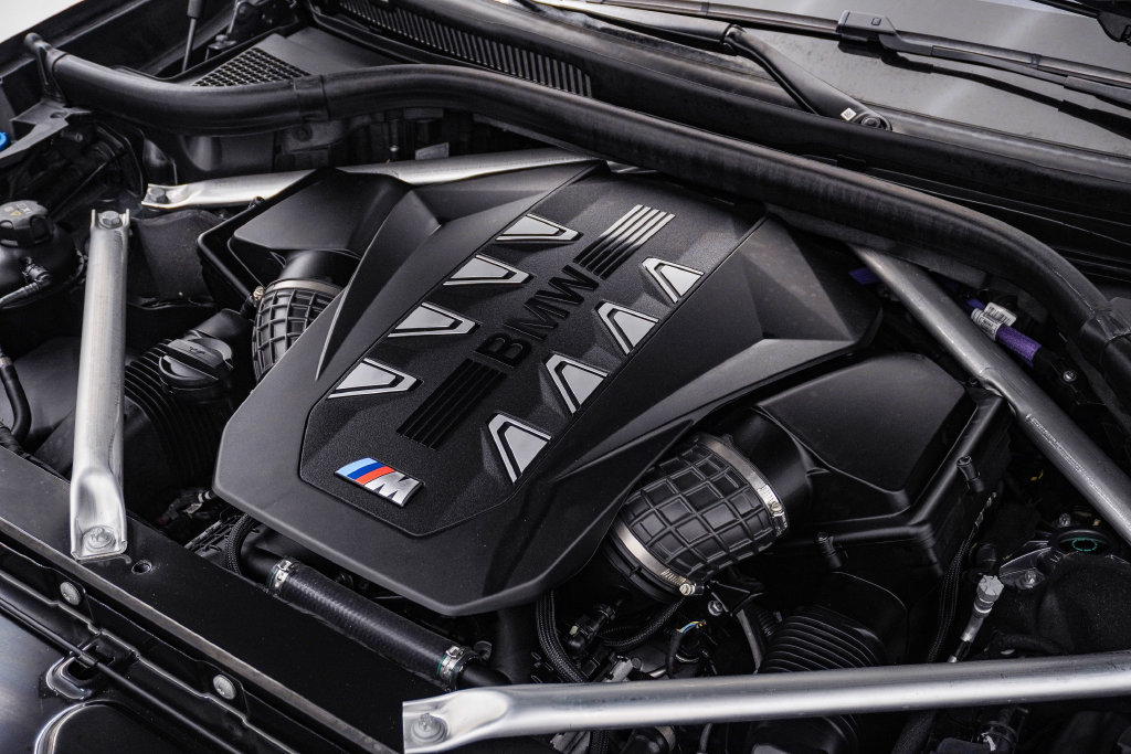 Used 2024 BMW X7 M60i w/ Executive Package AWD/4WD image 30