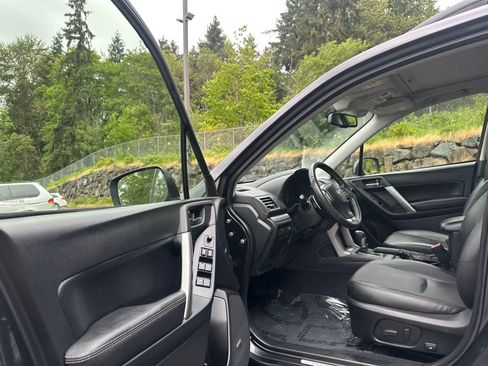 Used 2015 Subaru Forester 2.0XT Touring w/ Eyesight & Navigation System AWD/4WD image 18
