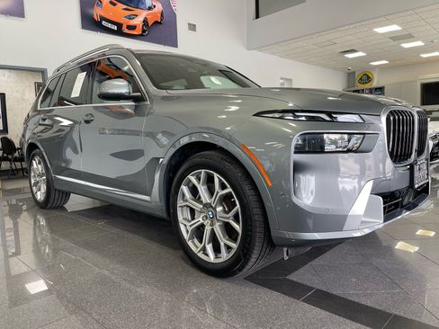 Used 2023 BMW X7 xDrive40i w/ Executive Package AWD/4WD image 7