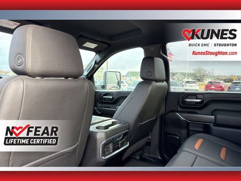 Used 2021 GMC Sierra 2500 AT4 w/ Gooseneck/5TH Wheel Package image 39