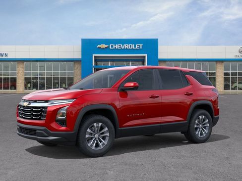 New 2026 Chevrolet Equinox LT w/ Convenience Package II FWD image 2