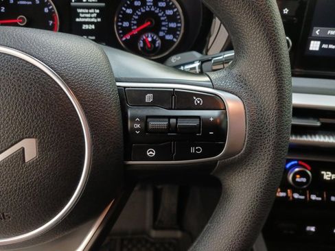 Used 2022 Kia K5 LXS image 17