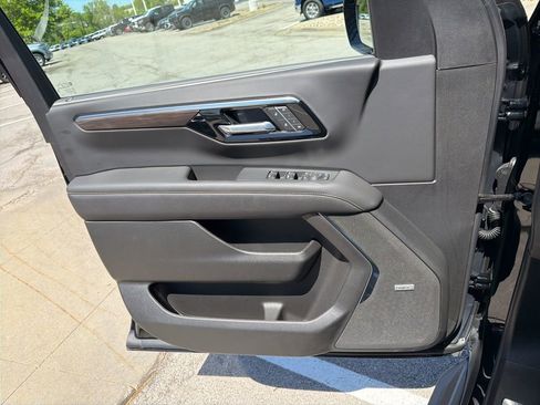 New 2026 Chevrolet Tahoe Premier w/ Sun And Tow Package AWD/4WD image 38